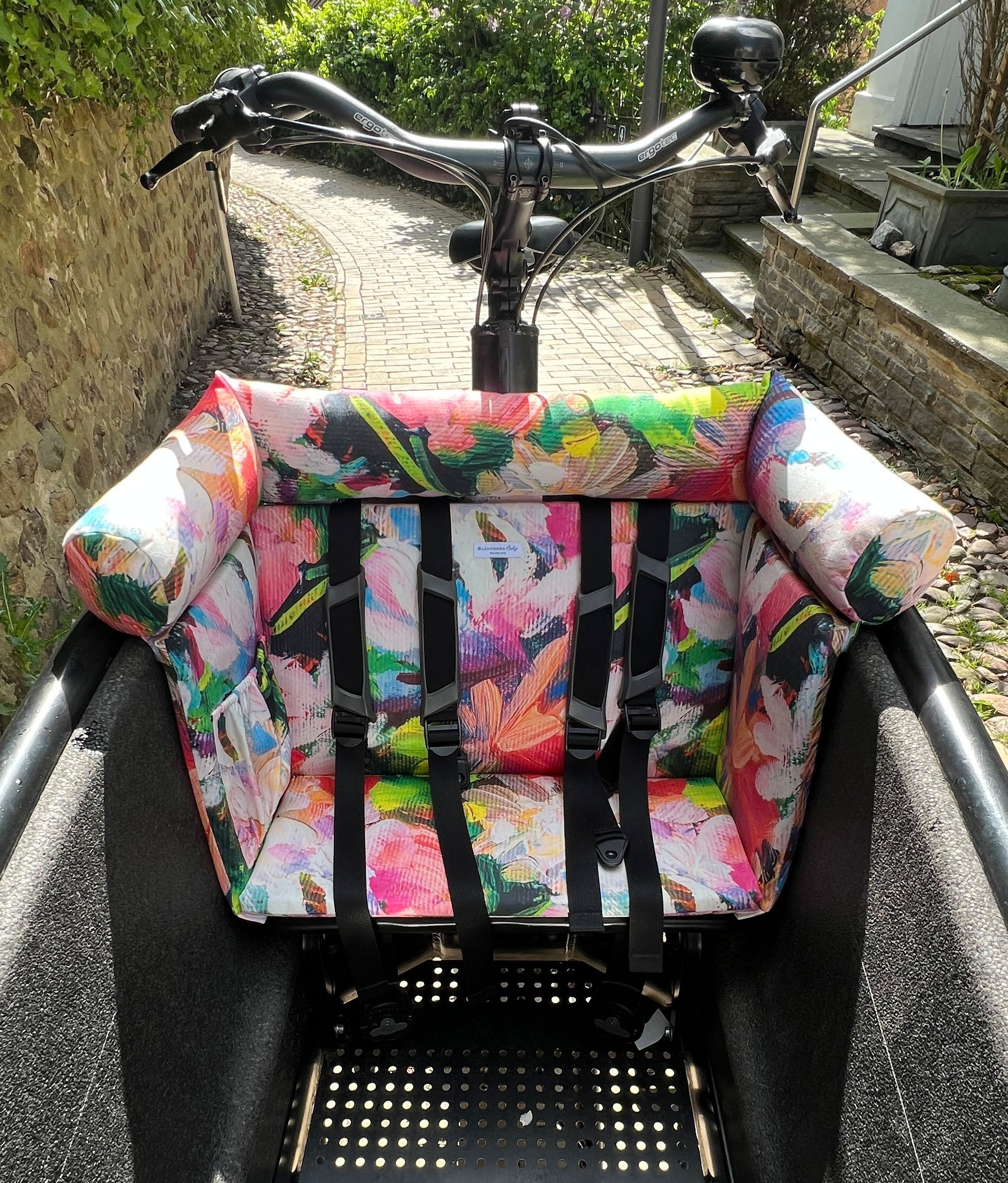 Urban Arrow Family & Family Next Lastenrad Kissen, Sitzkissen, Cargobike, Zubehör wasserfest - Bunt