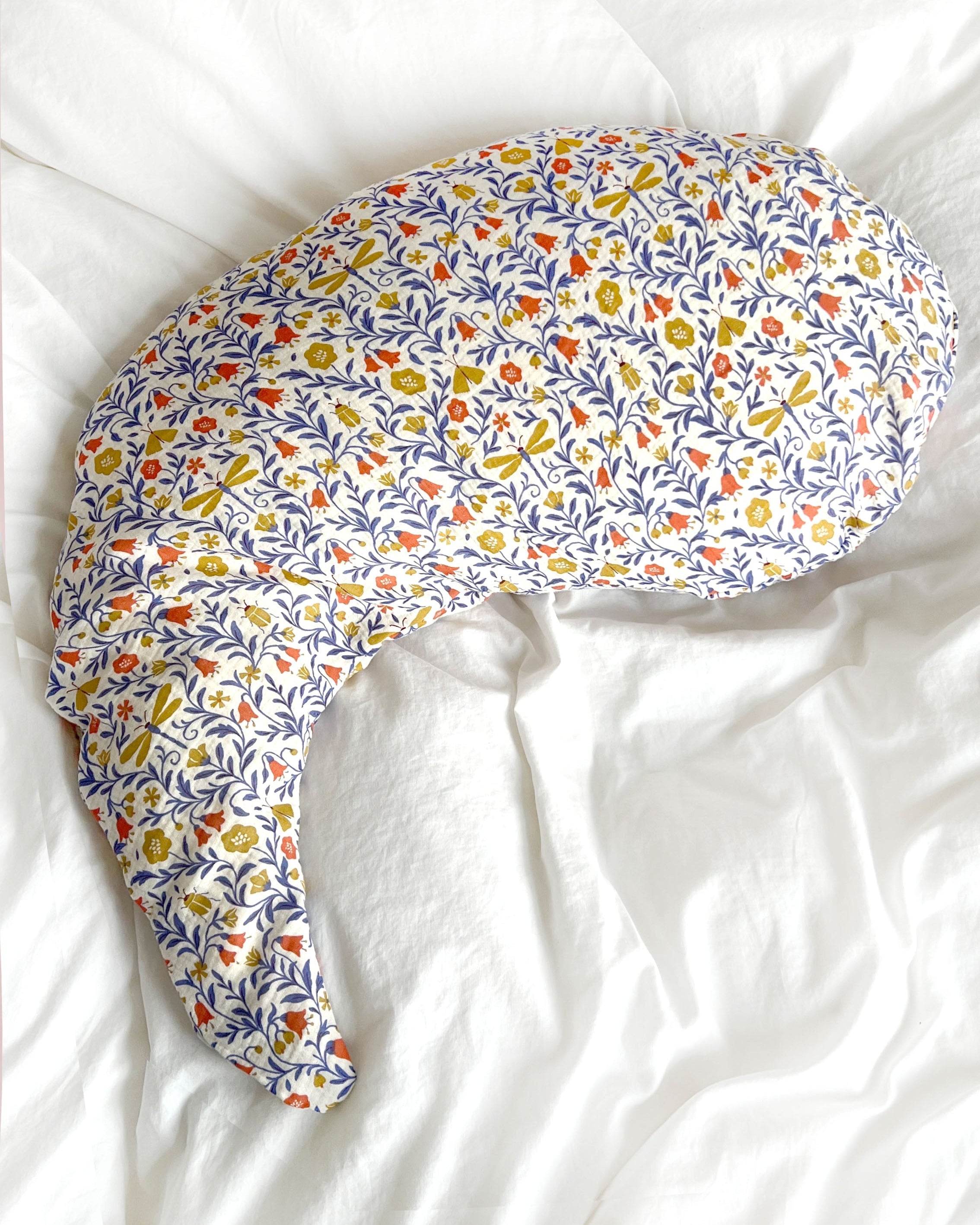 Yinnie Theraline nursing pillow including muslin cover (135 cm x 35 cm) dark grey