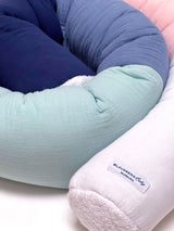 Bettschlange Musselin Regenbogen Pastell Blausberg Baby