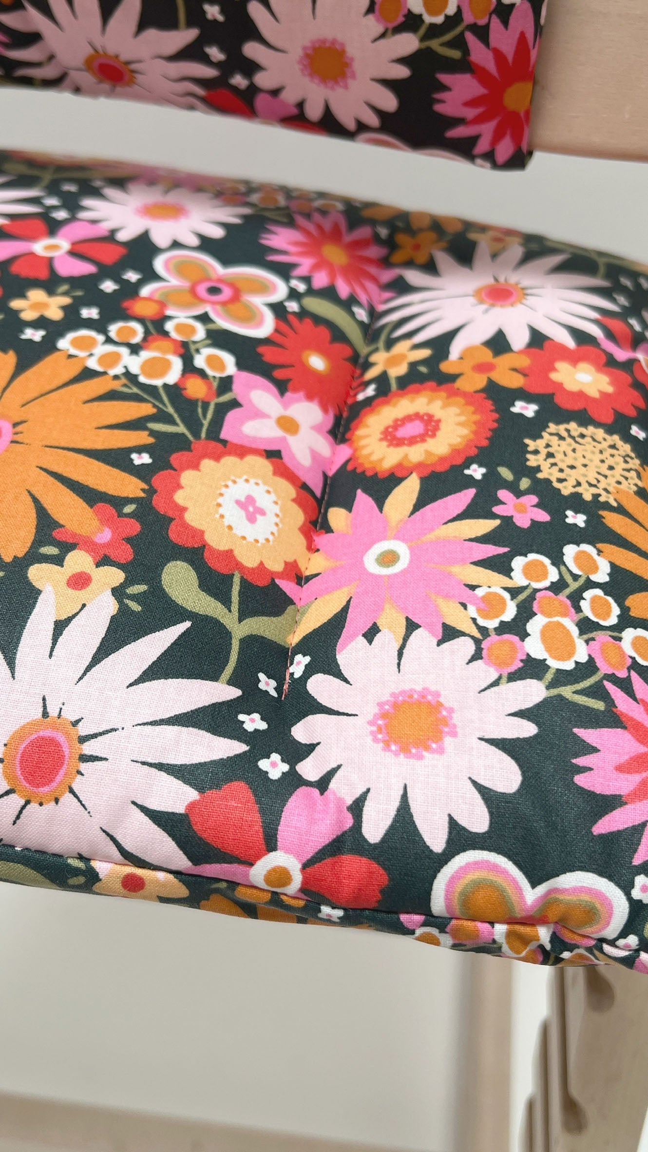 ABWASCHBAR Tripp Trapp Sitzkissen Junior Set Wilde Blumen Retro