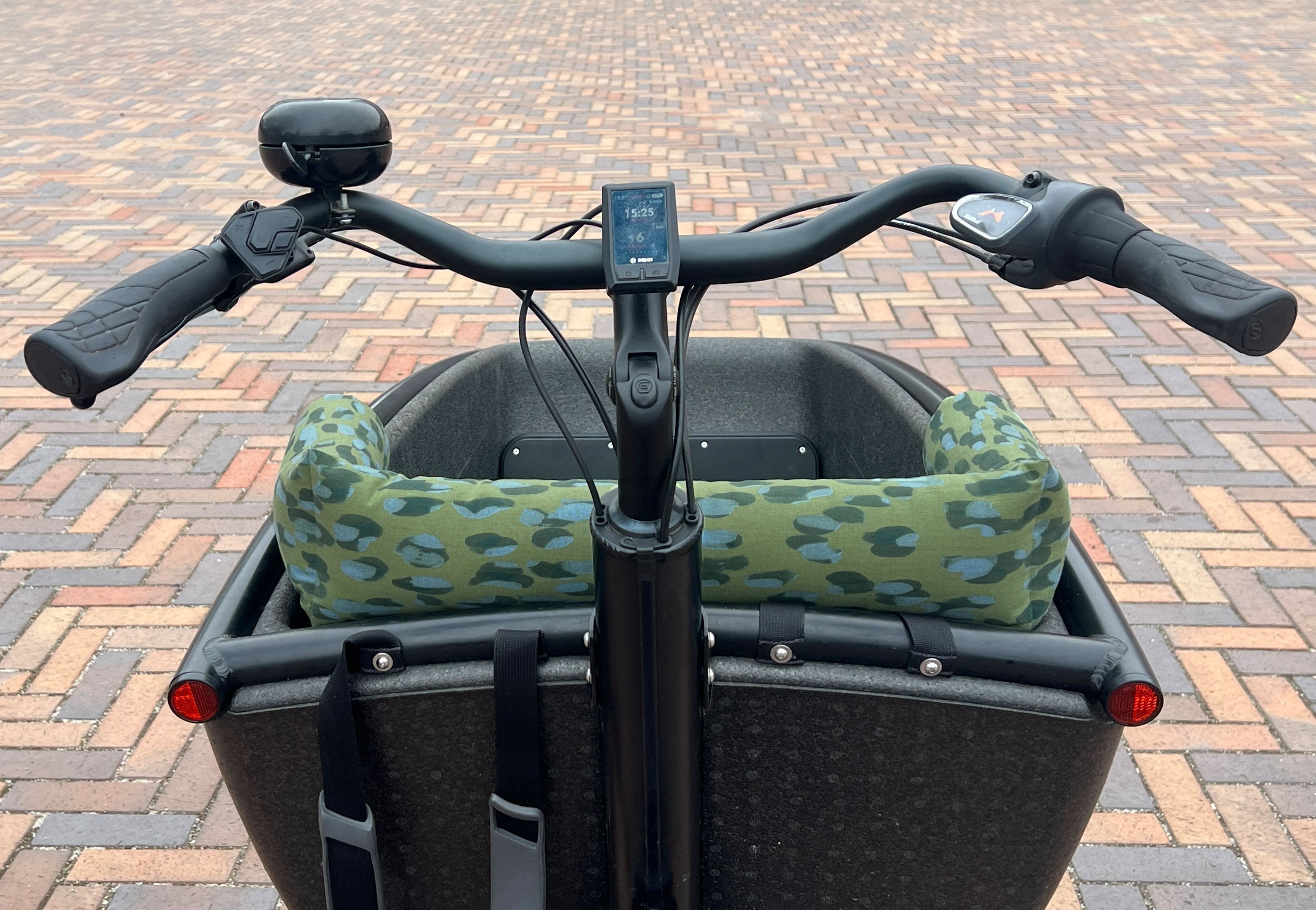 Urban Arrow Lastenfahrrad Kissen, Sitzkissen Lastenrad, Zubehör, Kinderkissen, Sitzpolster Wetterfestes - Tropfen Grün Blau Grau Blausberg Baby