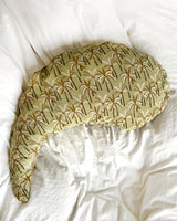 Yinnie Theraline Stillkissen inkl. Bezug Musselin  (135 cm x 35 cm) Weiss Eis Blausberg Baby