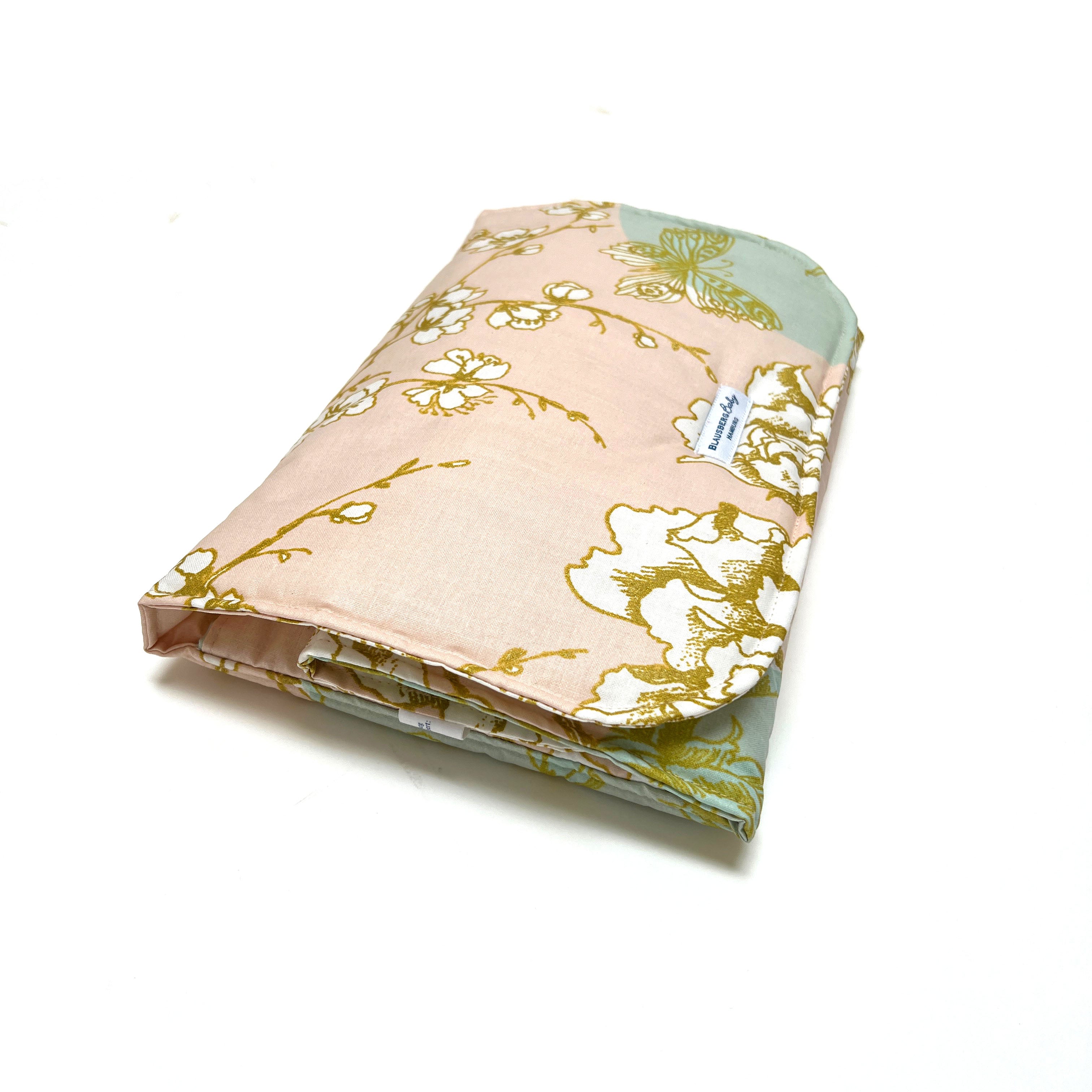 Wickeltasche Windeltasche mit Wickelunterlage für unterwegs ABWASCHBAR Blossom Mint Blush Blausberg Baby