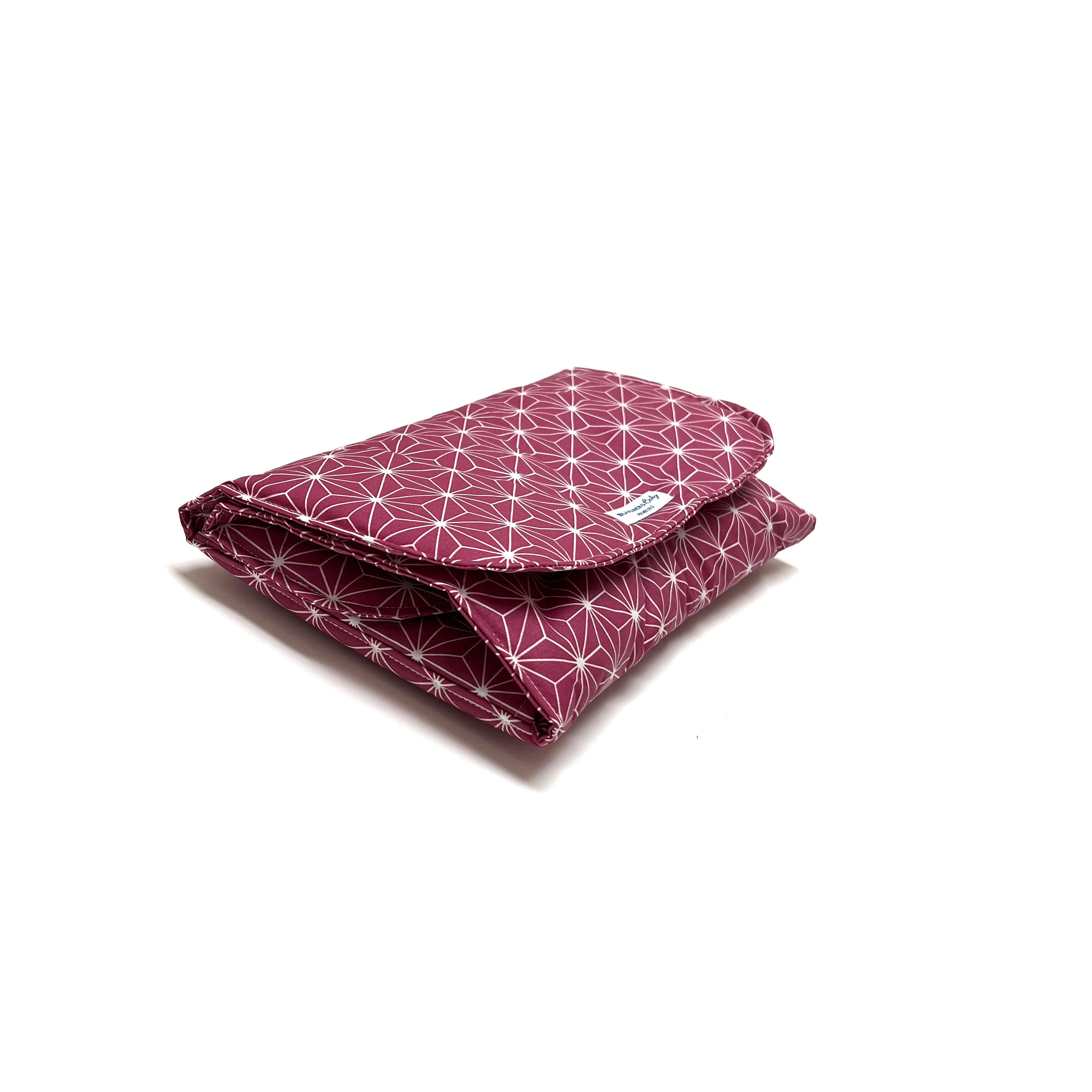 Wickeltasche Windeltasche mit Wickelunterlage für unterwegs Happy Star Cranberry Rot Blausberg Baby