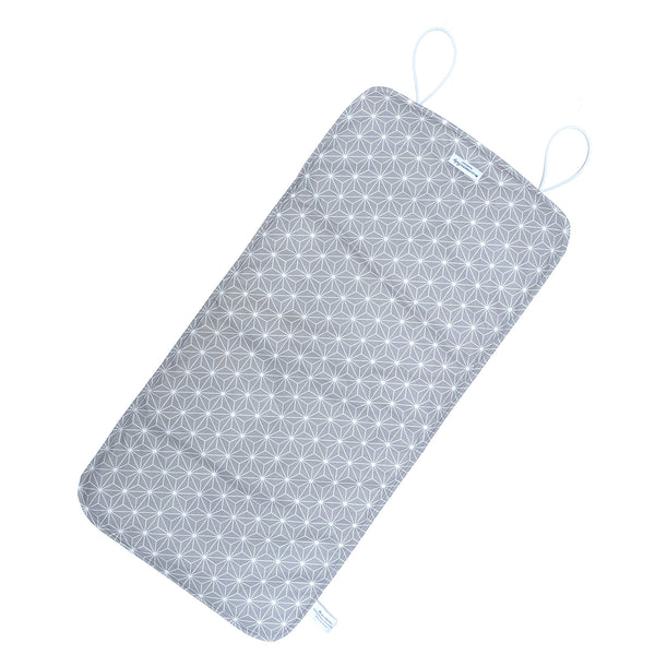 Outdoorbaby - Wickeltasche mit integrierter Baby Wickelunterlage für  unterwegs 86 x 38 cm Liegefläche (Peacoat Blau)