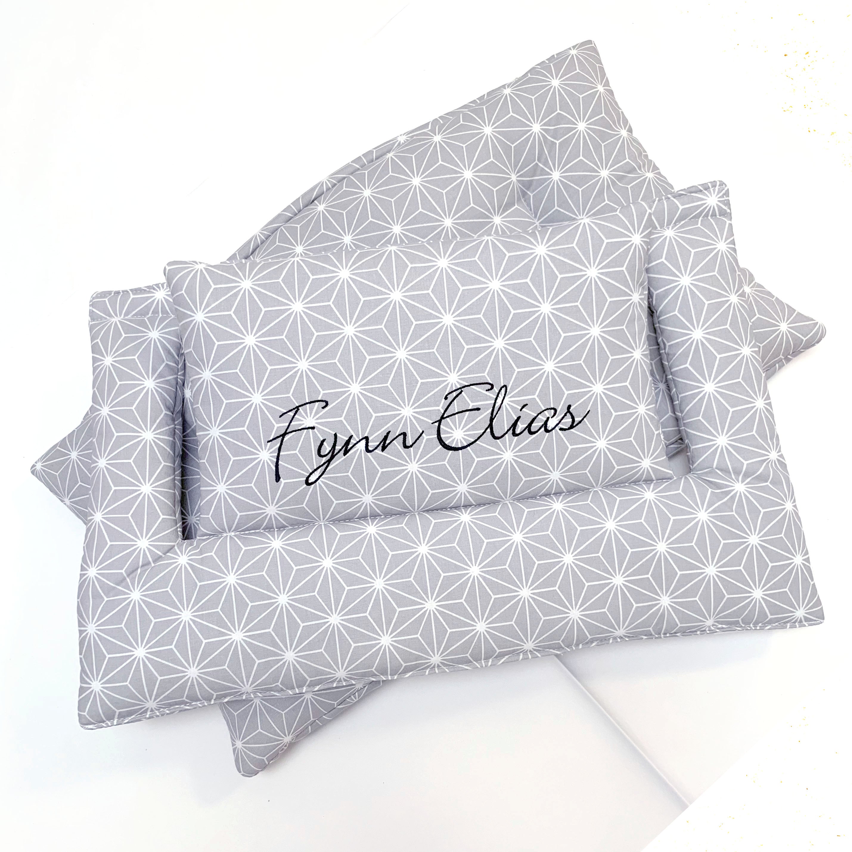 MIT NAMENS-STICKEREI - Abwaschbar Tripp Trapp Sitzkissen Happy Star Grau Personalisierbar Blausberg Baby